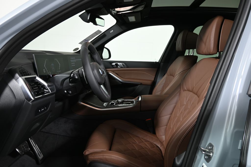 Thumbnail: 2026 BMW X5 - 3