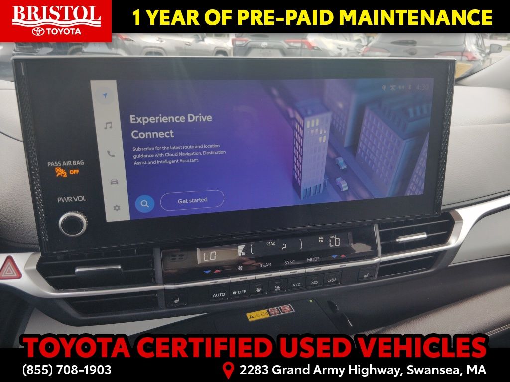 Used 2025 Toyota Sienna Van