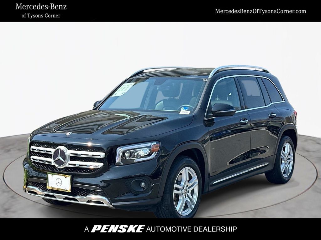 Thumbnail: 2022 Mercedes-Benz GLB - 1