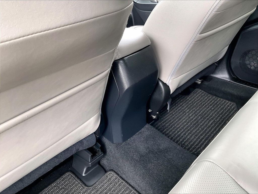 2017 Subaru Forester — photo 27