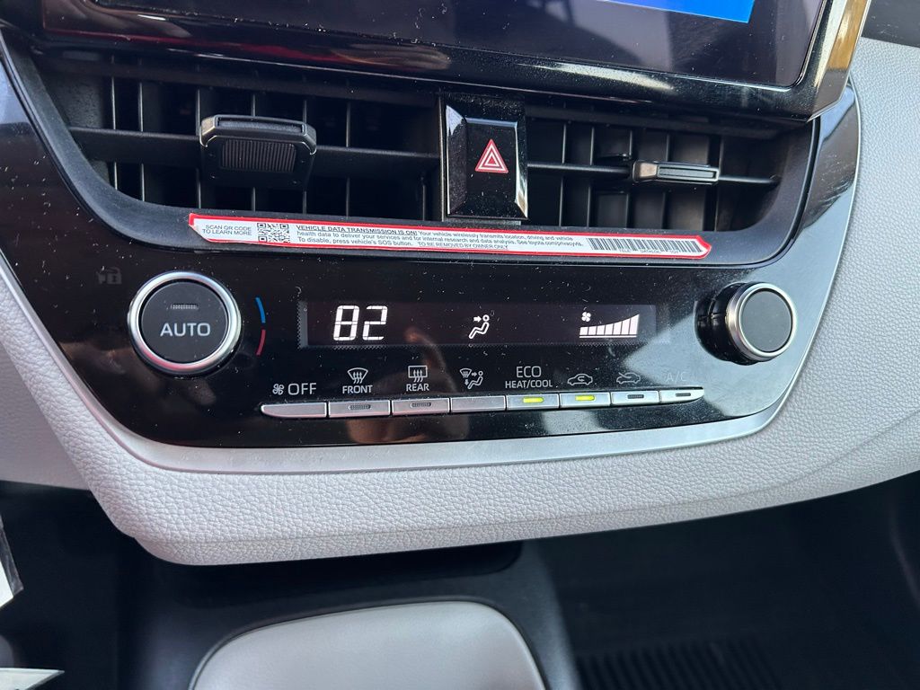 Thumbnail: 2025 Toyota Corolla - 25