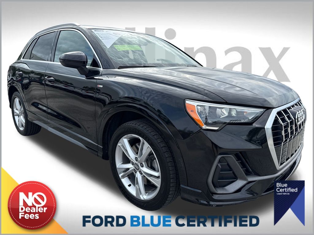 2020 Audi Q3 S Line Premium's photo