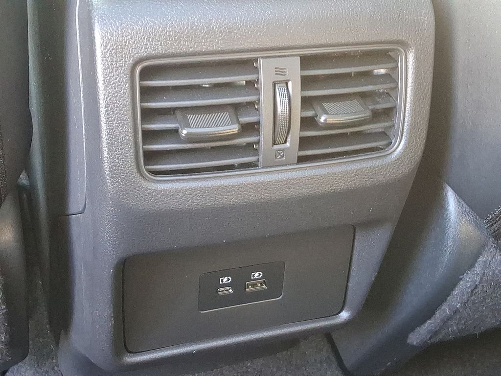 Thumbnail: 2022 Nissan Rogue - 11