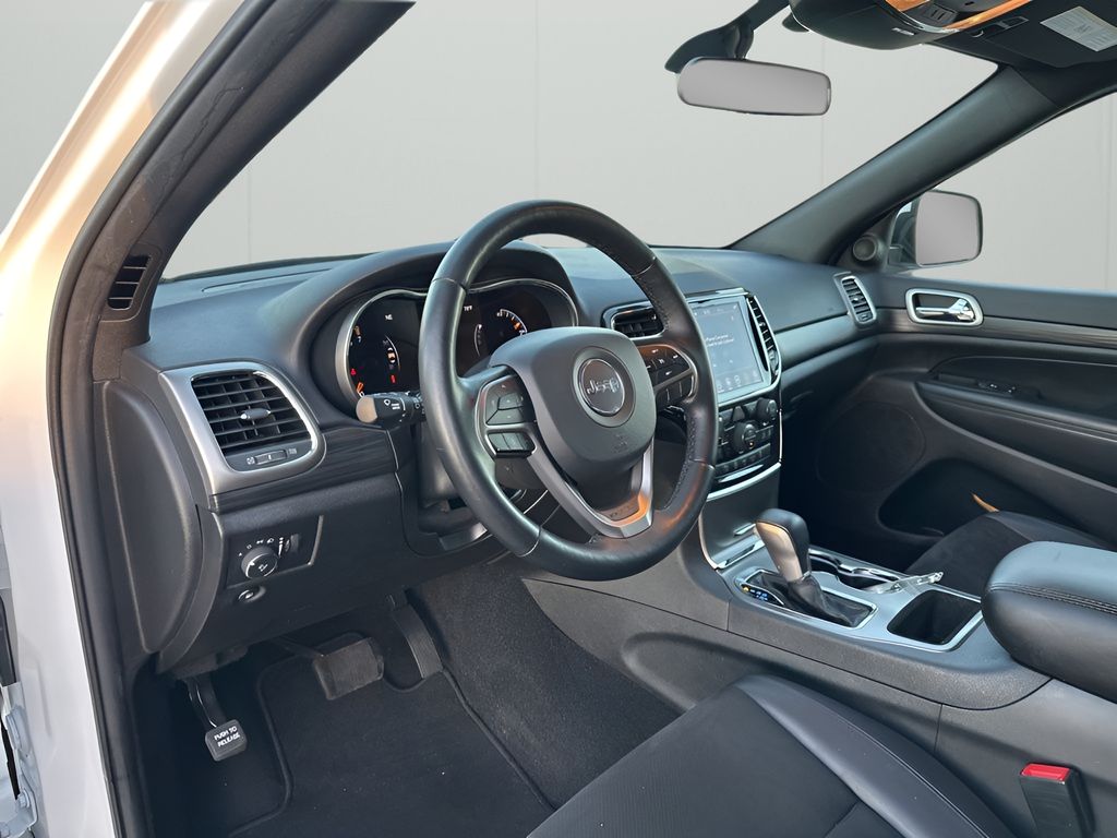 Used Car 2021 Jeep Grand Cherokee  Laredo X For Sale Under $25,000 In Austin, Texas