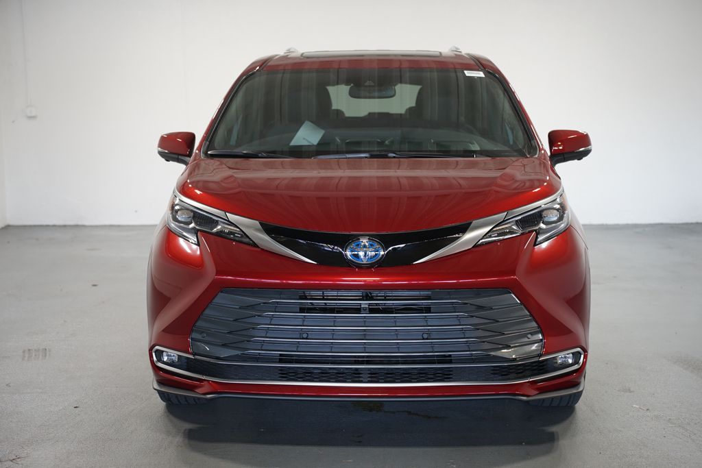 Thumbnail: 2025 Toyota Sienna - 2