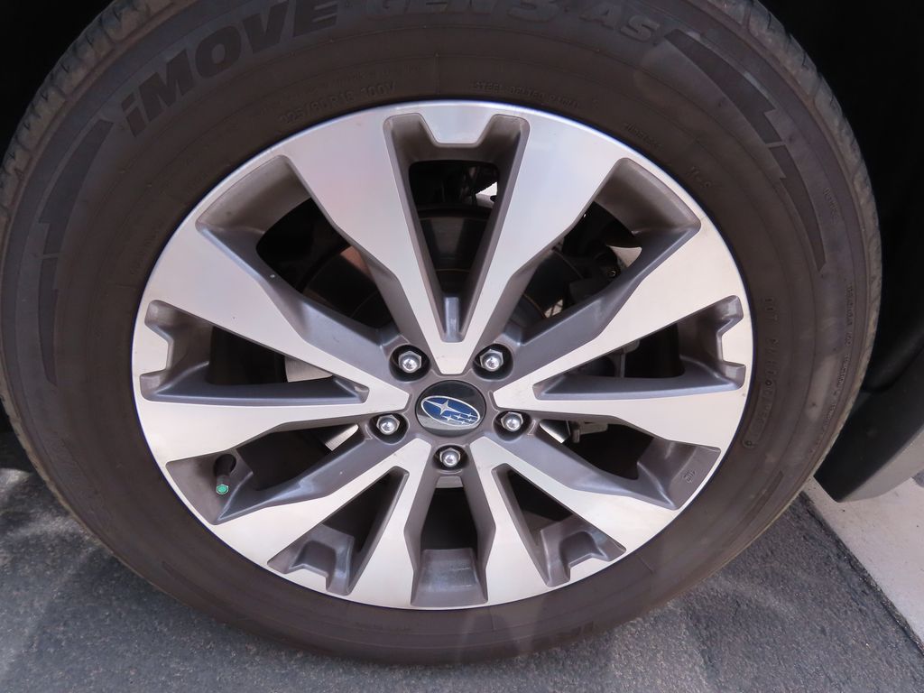 2019 Subaru Outback 2.5i Touring 14