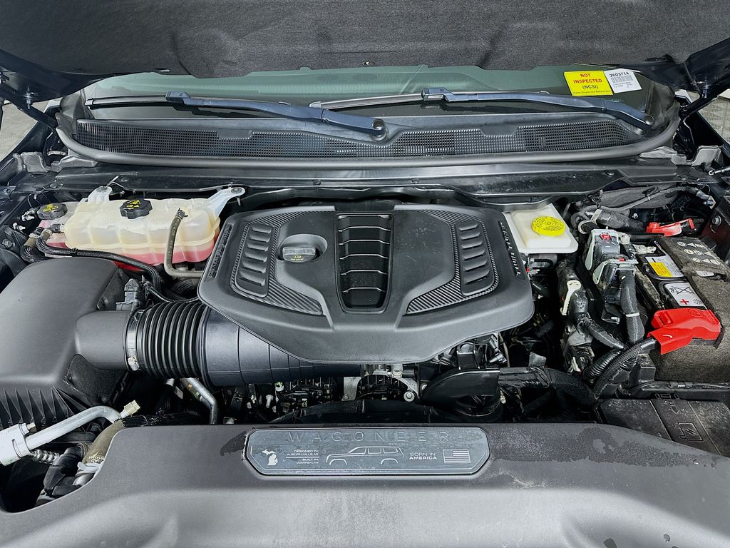 Used 2023 Gray Jeep Base image 33