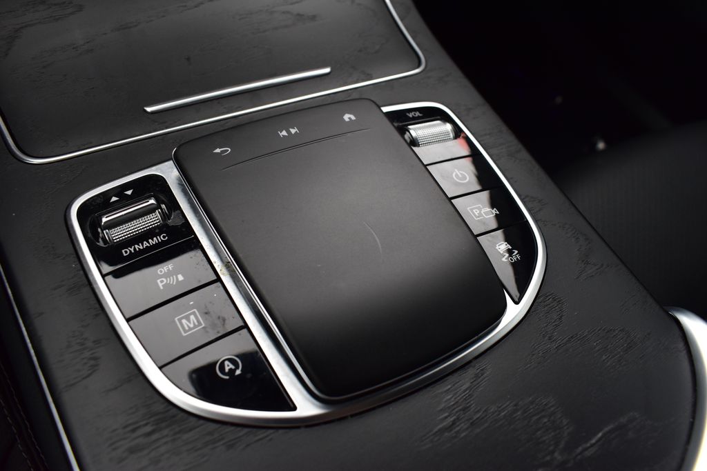 Thumbnail: 2023 Mercedes-Benz GLC - 22