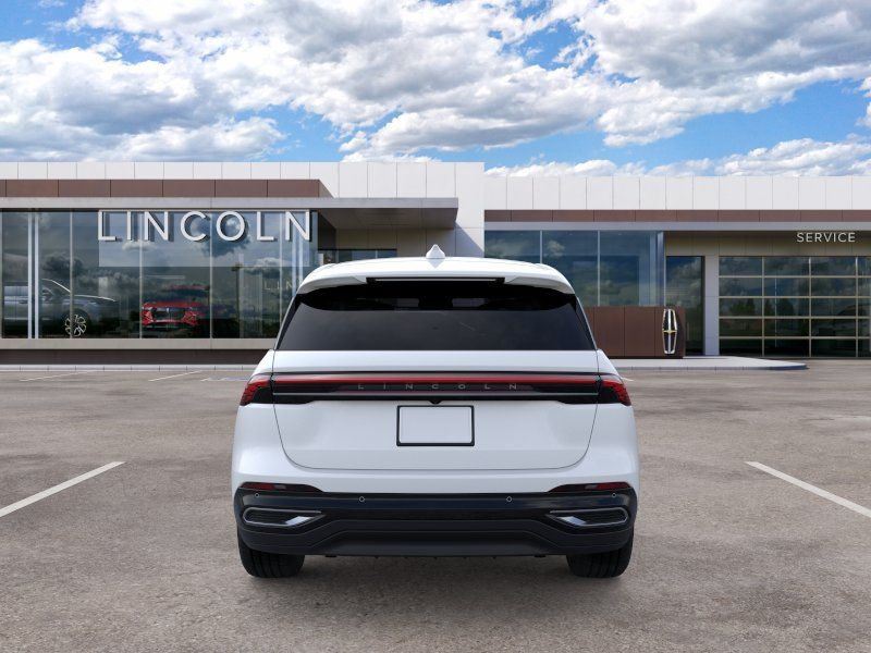 New 2026 White Platinum Clearcoat Metallic Lincoln Premiere image 5