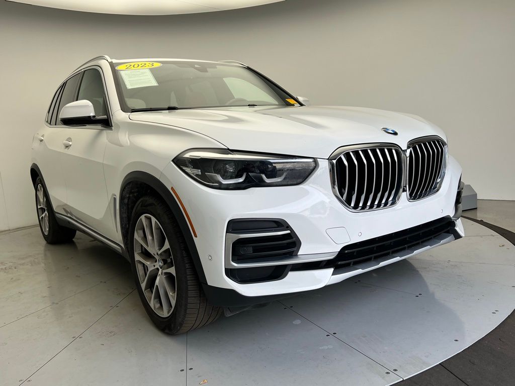 Thumbnail: 2023 BMW X5 - 2