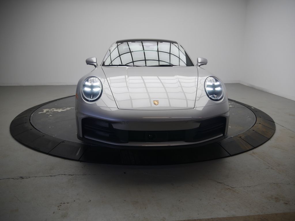 Thumbnail: 2026 Porsche 911 - 10