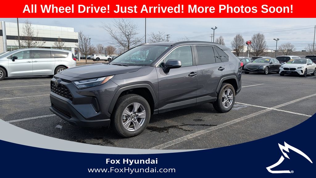 Magnetic Gray Metallic 2025 Toyota RAV4 XLE AWD SUV / Crossover All-Wheel Drive 8-Speed Automatic
