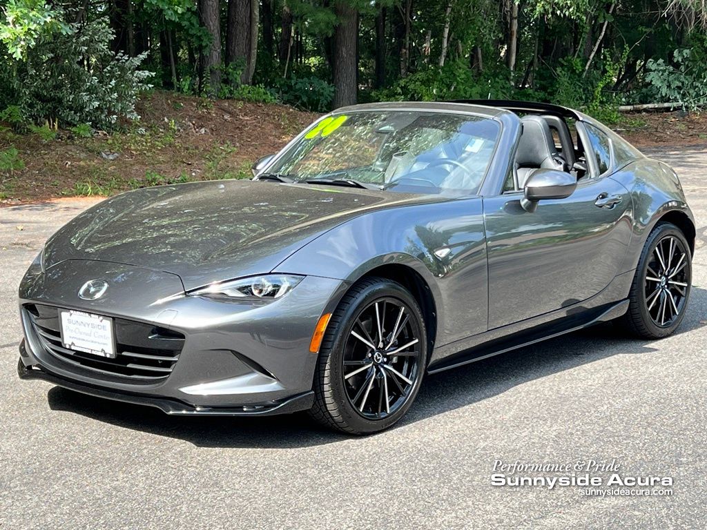 Machine Gray Metallic 2024 Mazda MX-5 Miata Convertible Rear-Wheel Drive 6-Speed Manual