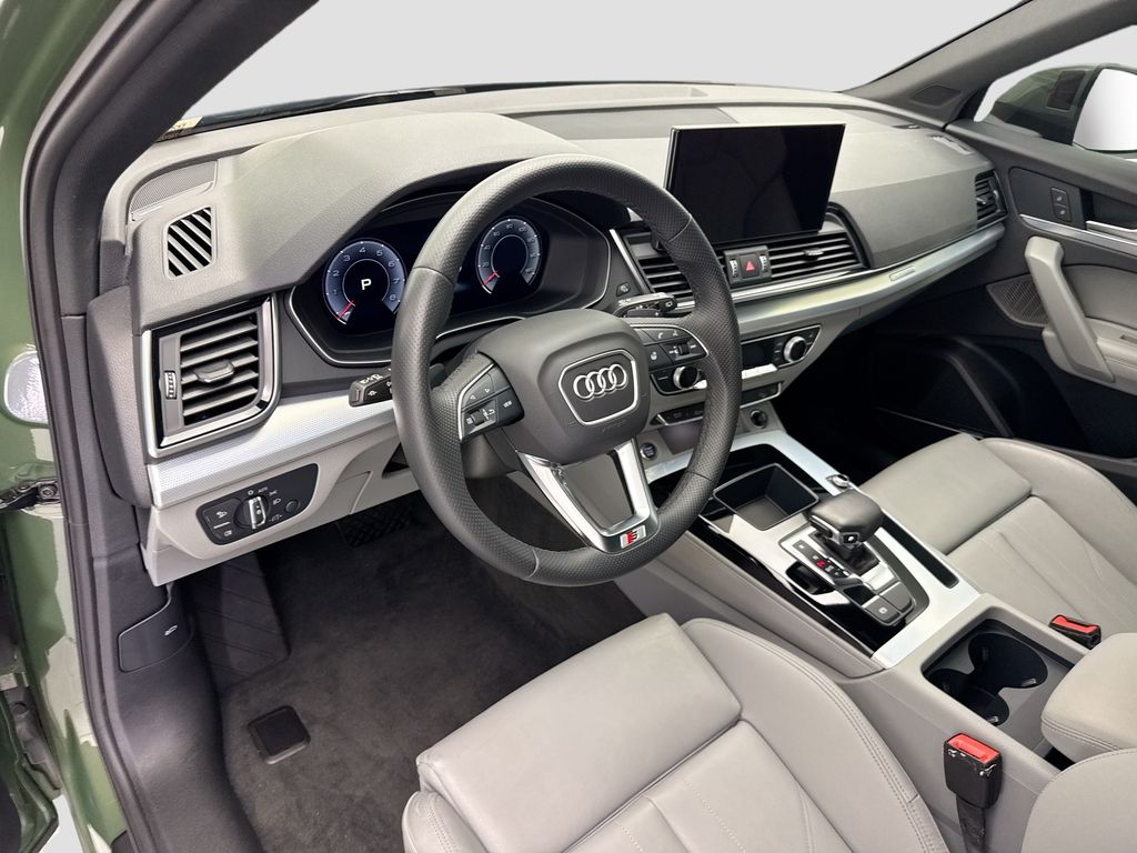 Thumbnail: 2024 Audi Q5 - 9