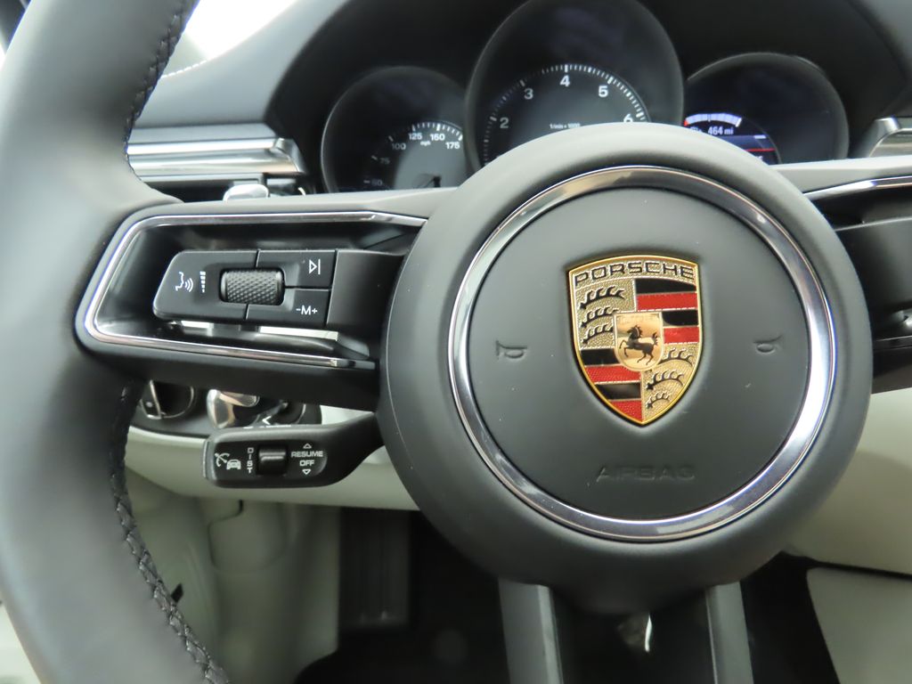 Thumbnail: 2025 Porsche Macan - 14