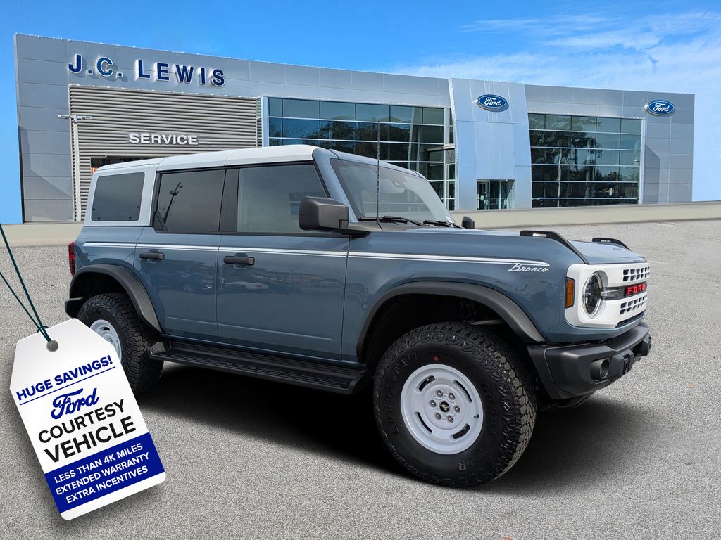2025 Ford Bronco 4-Door Heritage Editon's photo