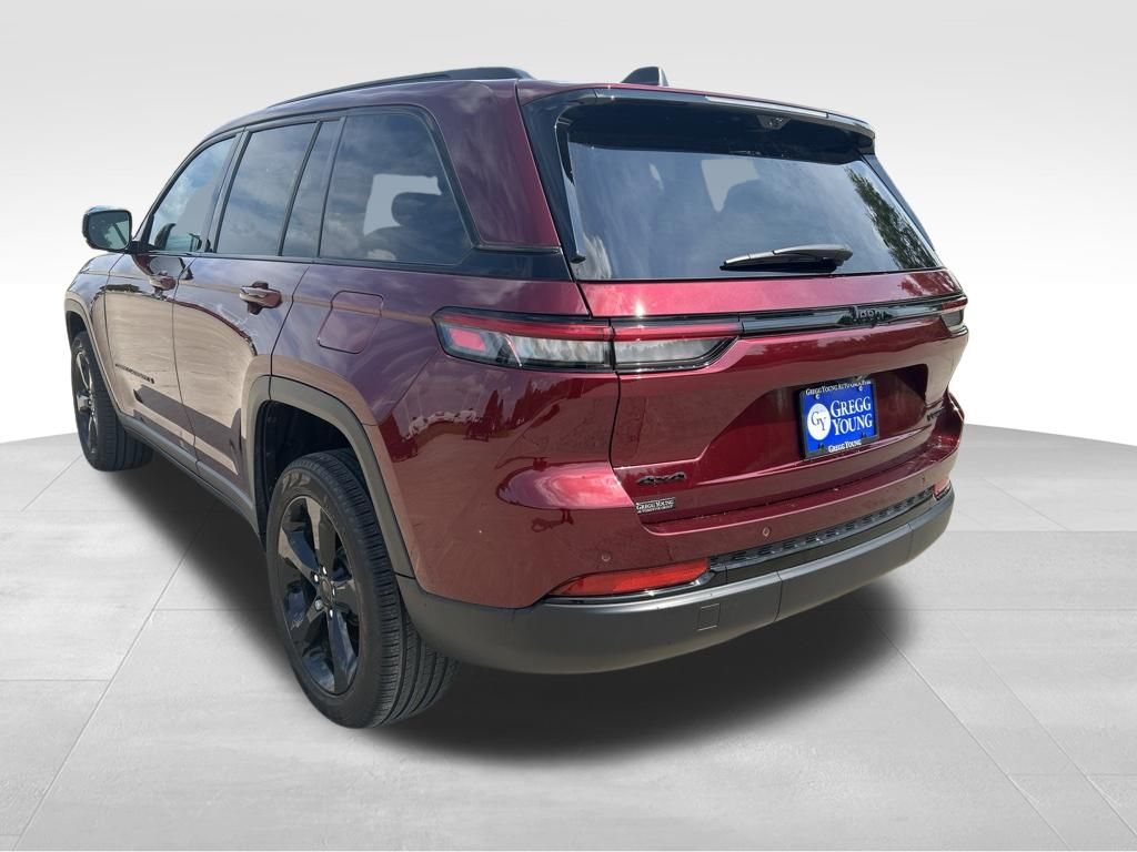 Used 2025 Jeep Grand Cherokee SUV
