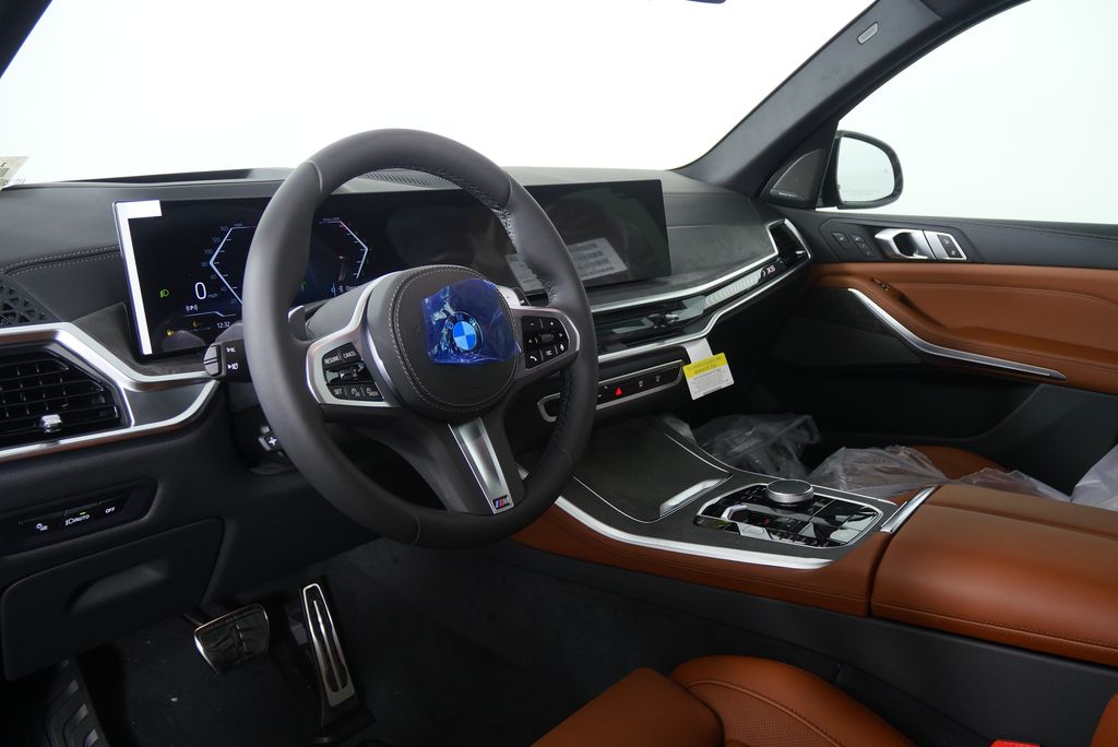 Thumbnail: 2026 BMW X5 - 13