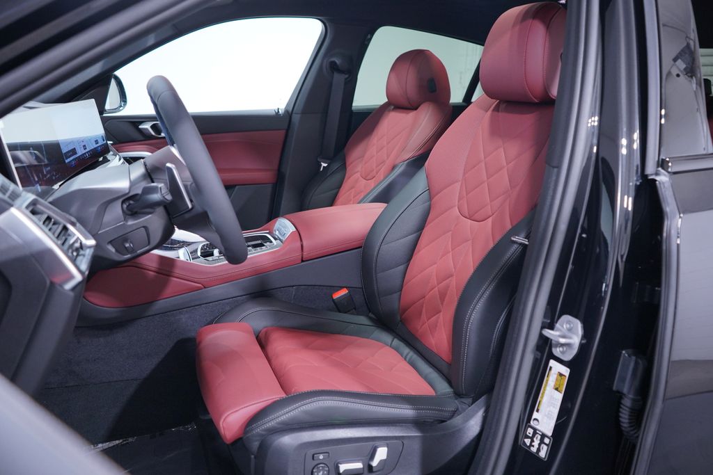 Thumbnail: 2027 BMW X6 - 7