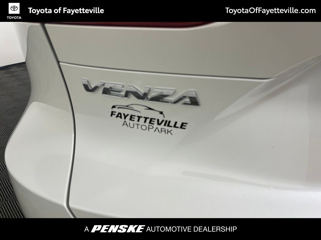 Thumbnail: 2021 Toyota Venza - 21