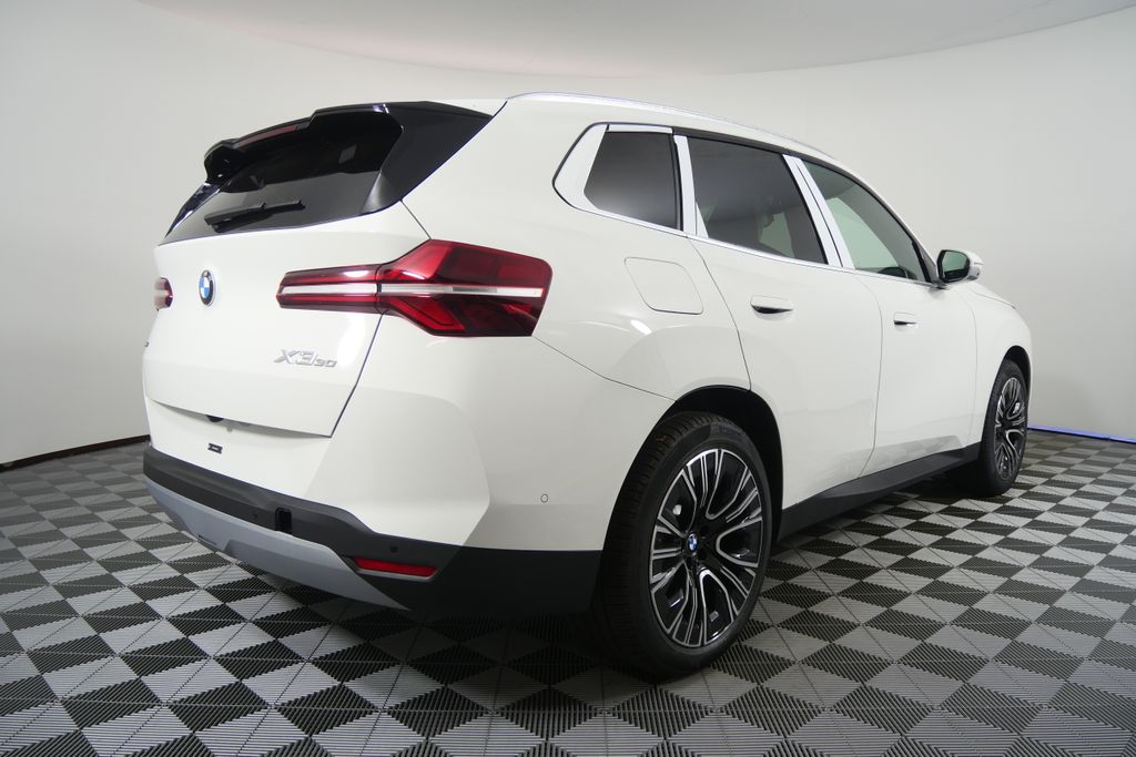 Thumbnail: 2026 BMW X3 - 3