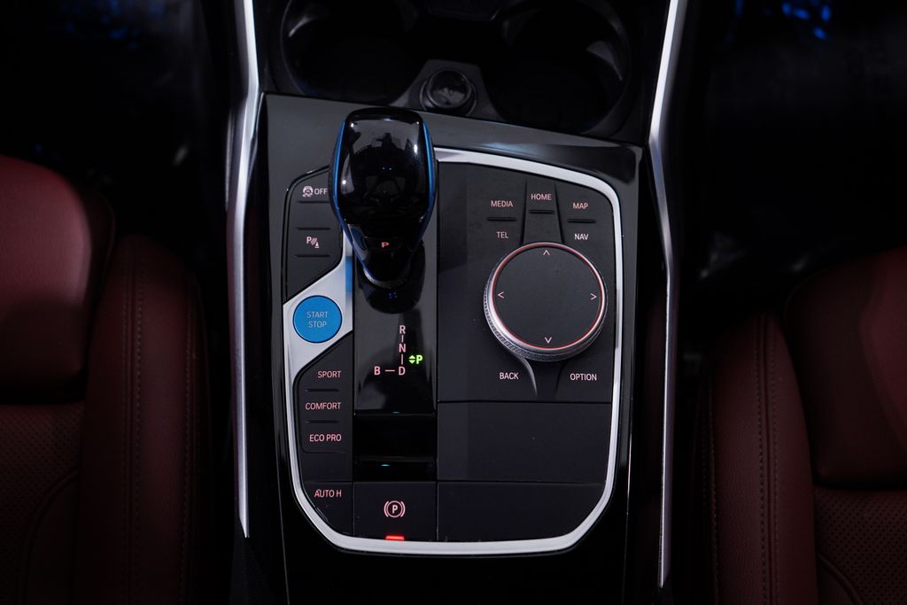 Thumbnail: 2023 BMW i4 - 14