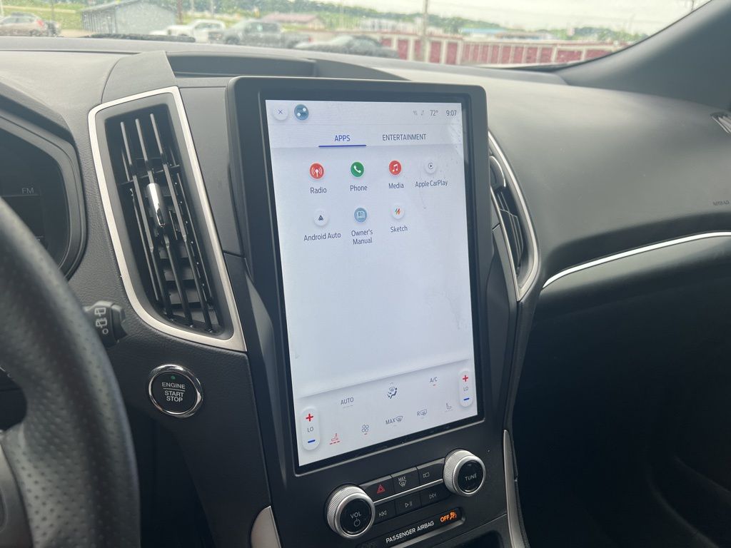2022 Ford Edge