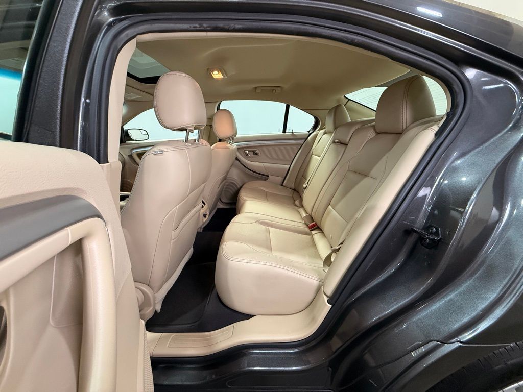 2019 Ford Taurus SEL