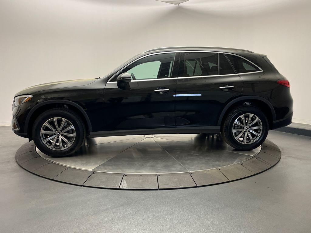 2025 Mercedes-Benz GLC 300 4