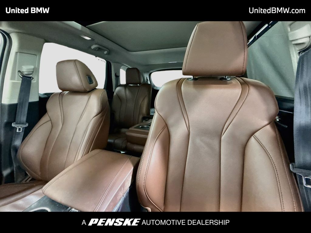 Thumbnail: 2022 Acura MDX - 5