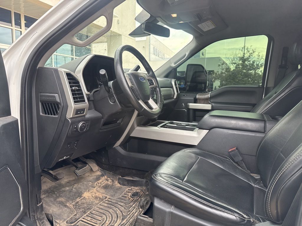 2019 Ford F-250SD Lariat White at Emmons Autoplex