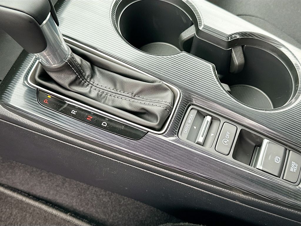 2025 Honda Civic Sport 14