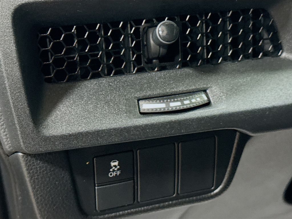 Used Car 2025 Honda Cr-v Hybrid  Wagon 4 Dr. Sport All Wheel Drive For Sale Under $35,000 In Austin, Texas