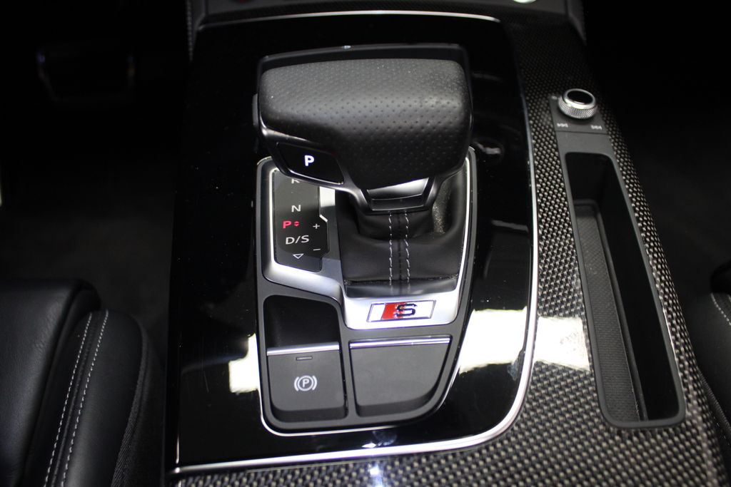 Thumbnail: 2023 Audi SQ5 - 15