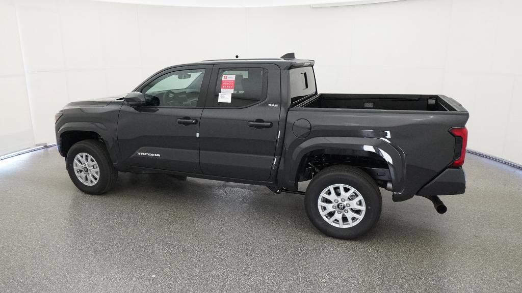 2025 Toyota Tacoma SR5 25