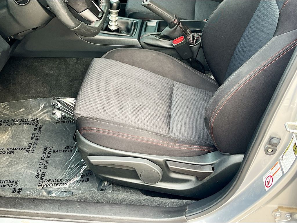 Used 2018 Silver Subaru Premium image 19
