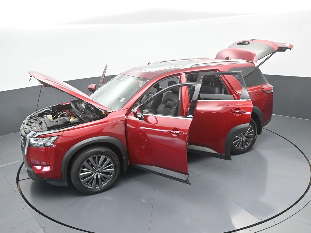 Used 2024 Scarlet Ember Nissan SL image 78