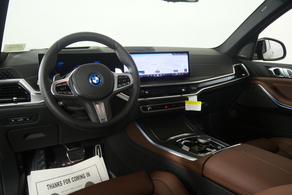 Thumbnail: 2026 BMW X5 - 17