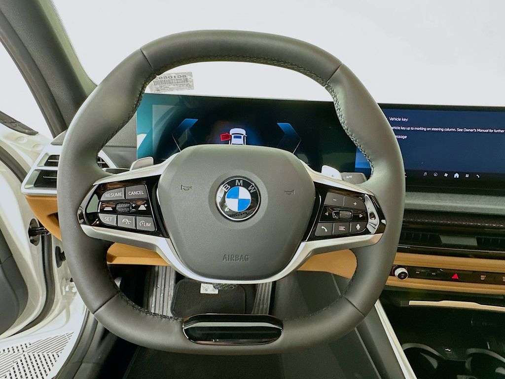 Thumbnail: 2026 BMW 3 Series - 10