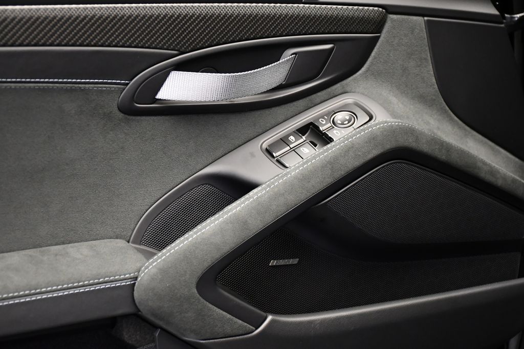 Thumbnail: 2025 Porsche  - 29