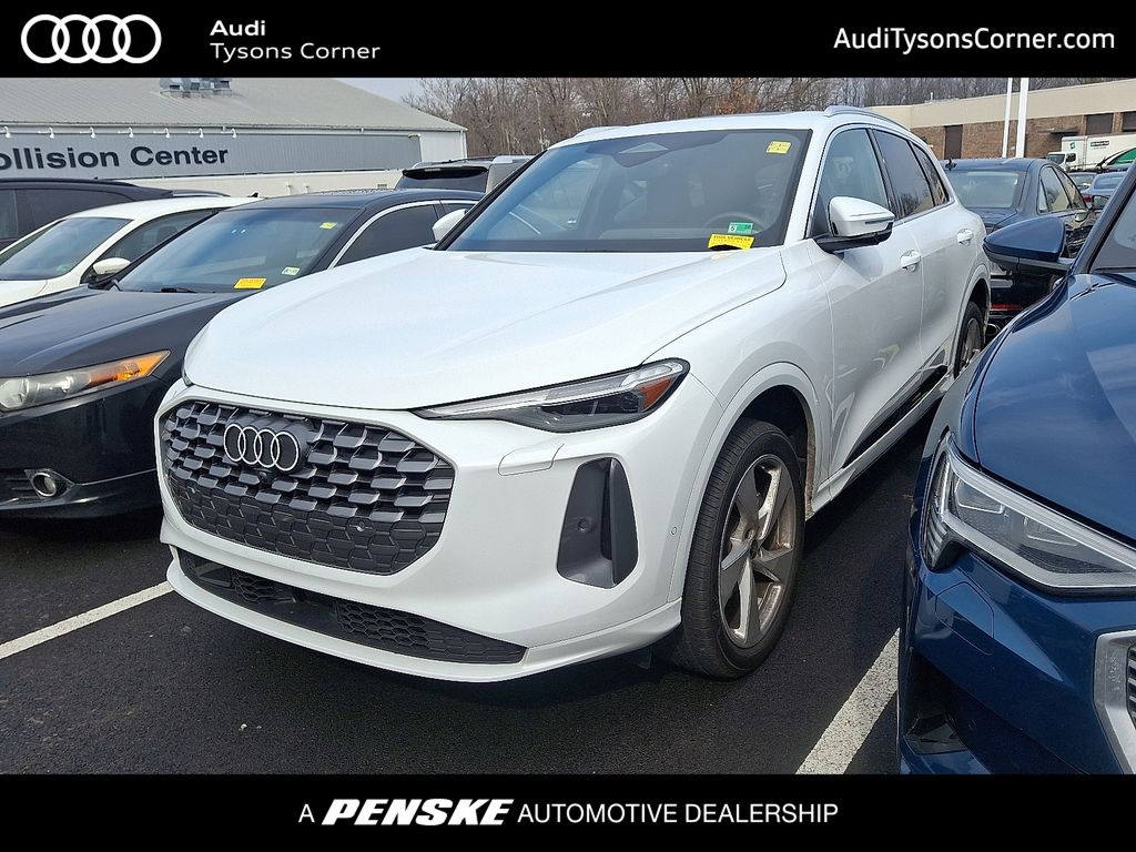 Thumbnail: 2025 Audi Q5 - 1