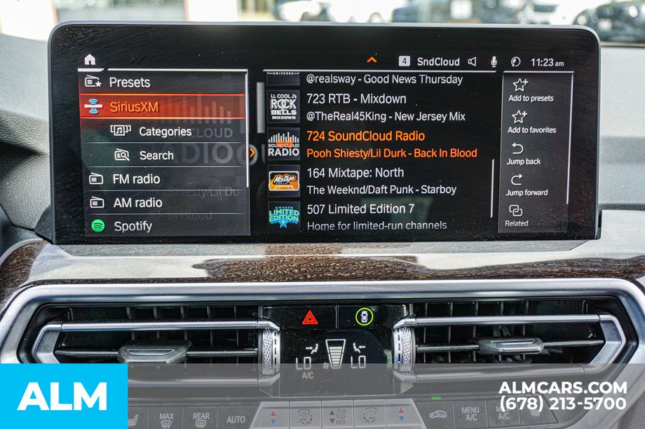 2025 BMW X4 30i - Photo 37