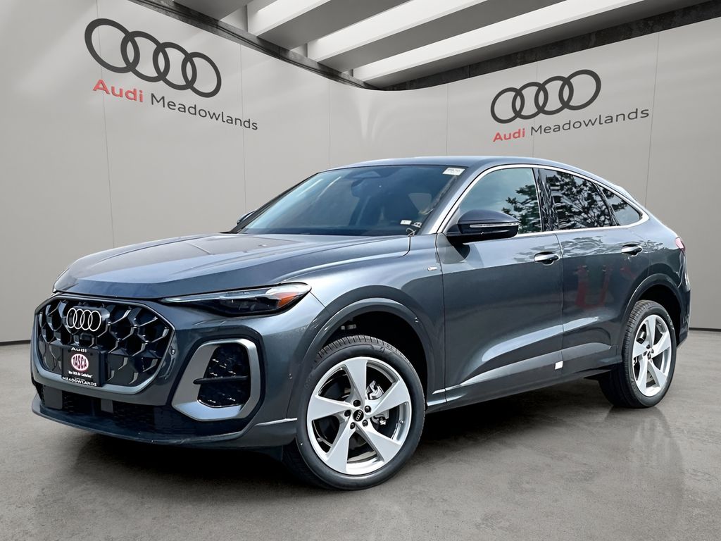 Daytona Gray Pearl Effect 2026 Audi Q5 Sportback Sedan All-Wheel Drive 7-Speed Automatic