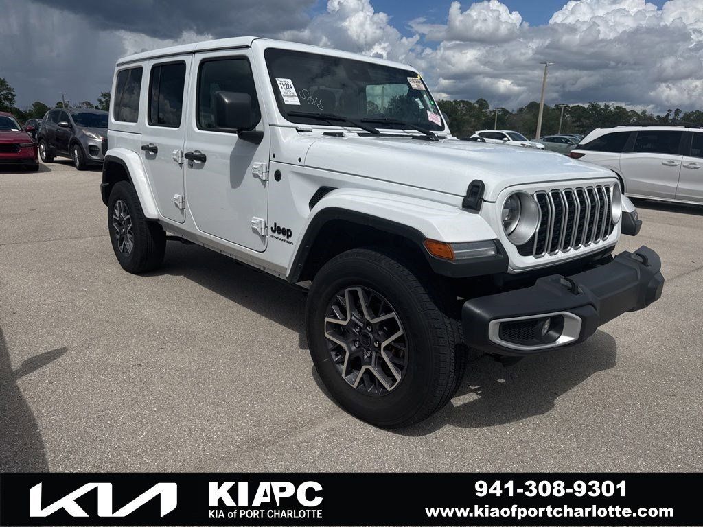 2025 Jeep Wrangler Sahara 4-Door 4WD