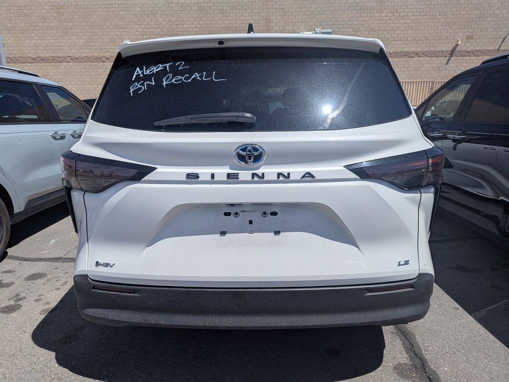 Used 2025 Toyota Sienna Van