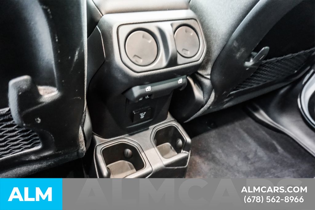 Used 2025 White Jeep Rubicon image 50