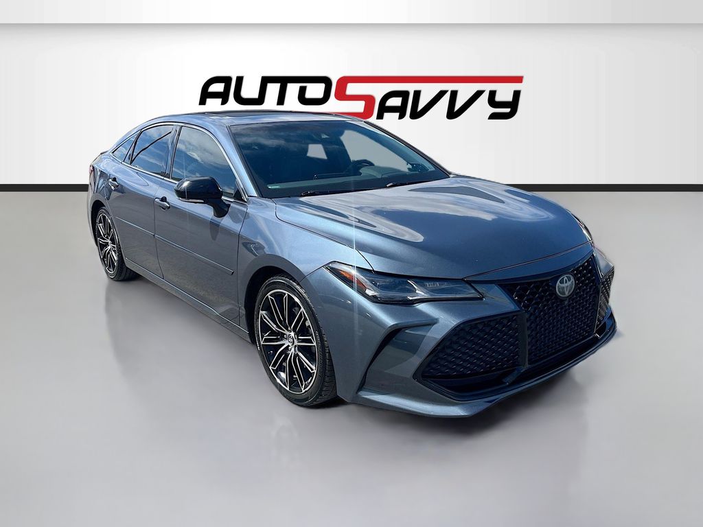 2019 Toyota Avalon Touring's photo