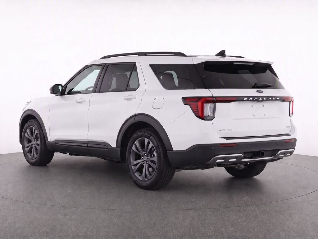 New 2026 Space White Metallic Ford Active image 4