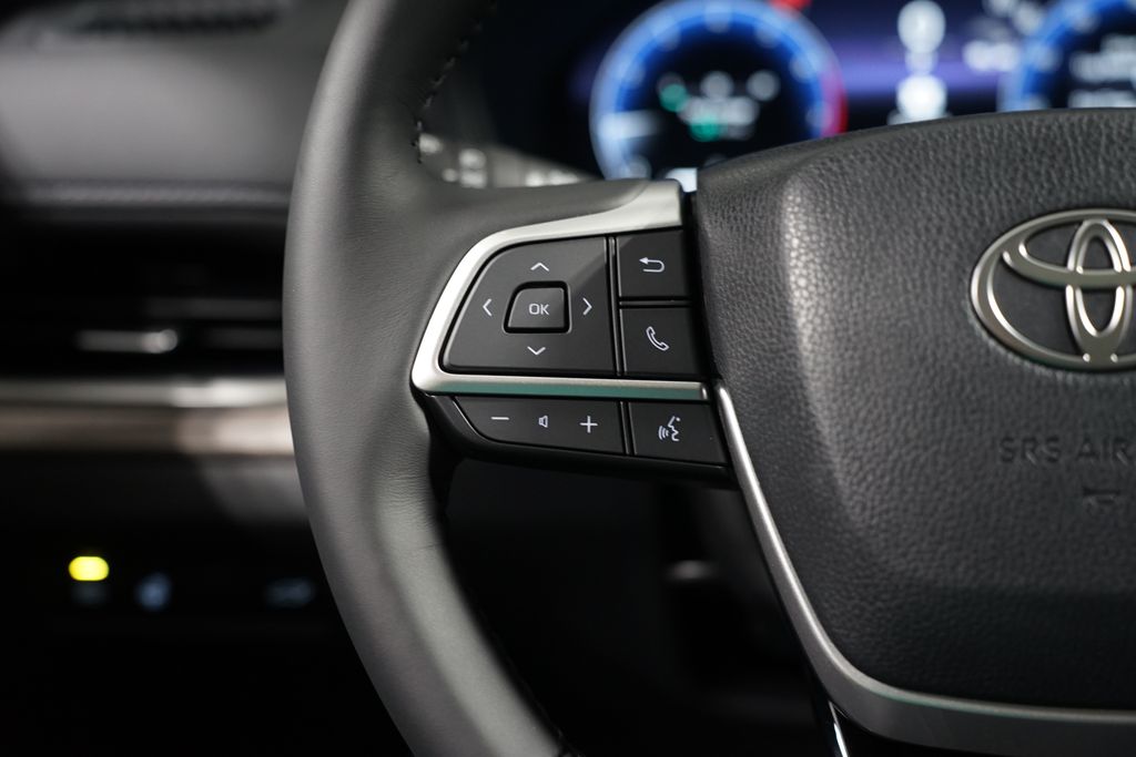 2025 Toyota Grand Highlander Limited 14