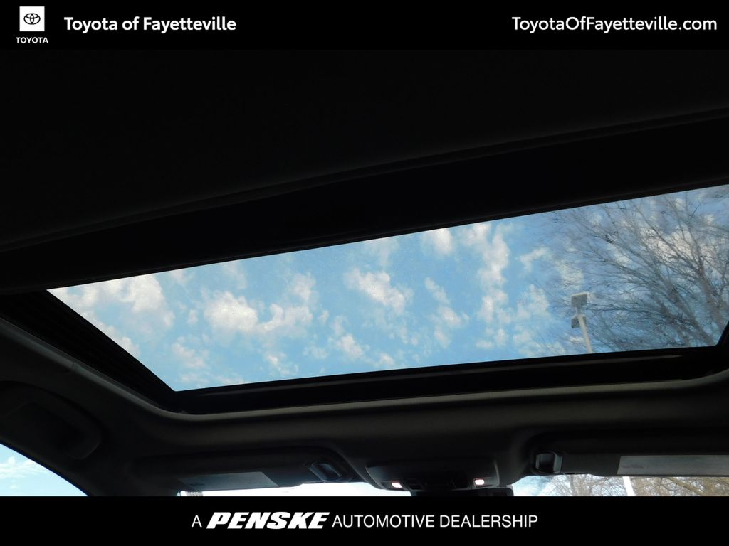 Thumbnail: 2023 Toyota Camry - 6